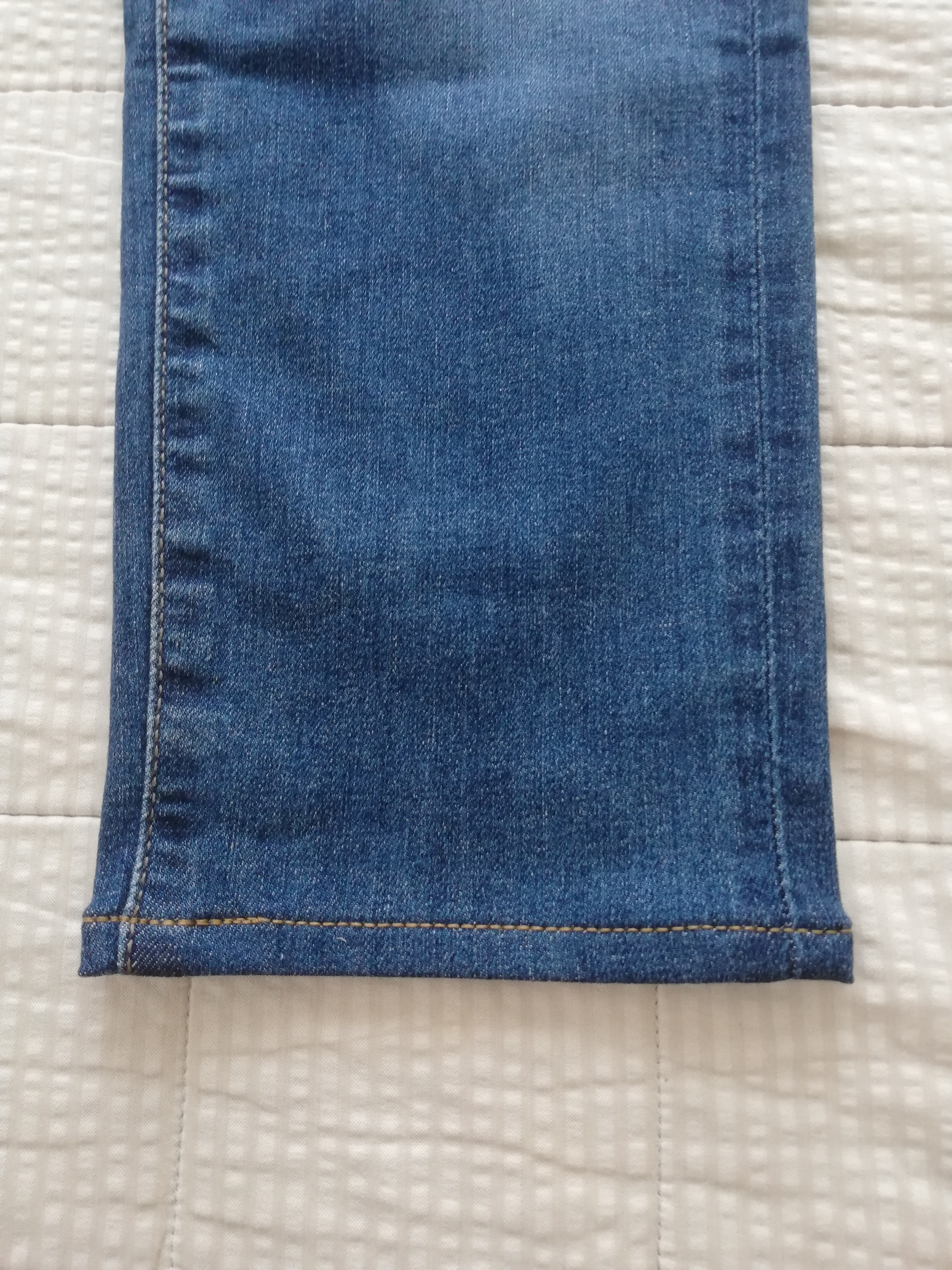 ユニクロの裾上げをチェーンステッチで 店舗は不可なのでオンラインストアで注文してみた うめログ